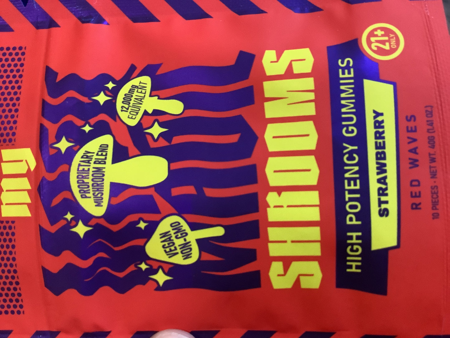 Magic Shrooms Gummies Strawberry